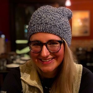 Meet your Posher, Kaylie